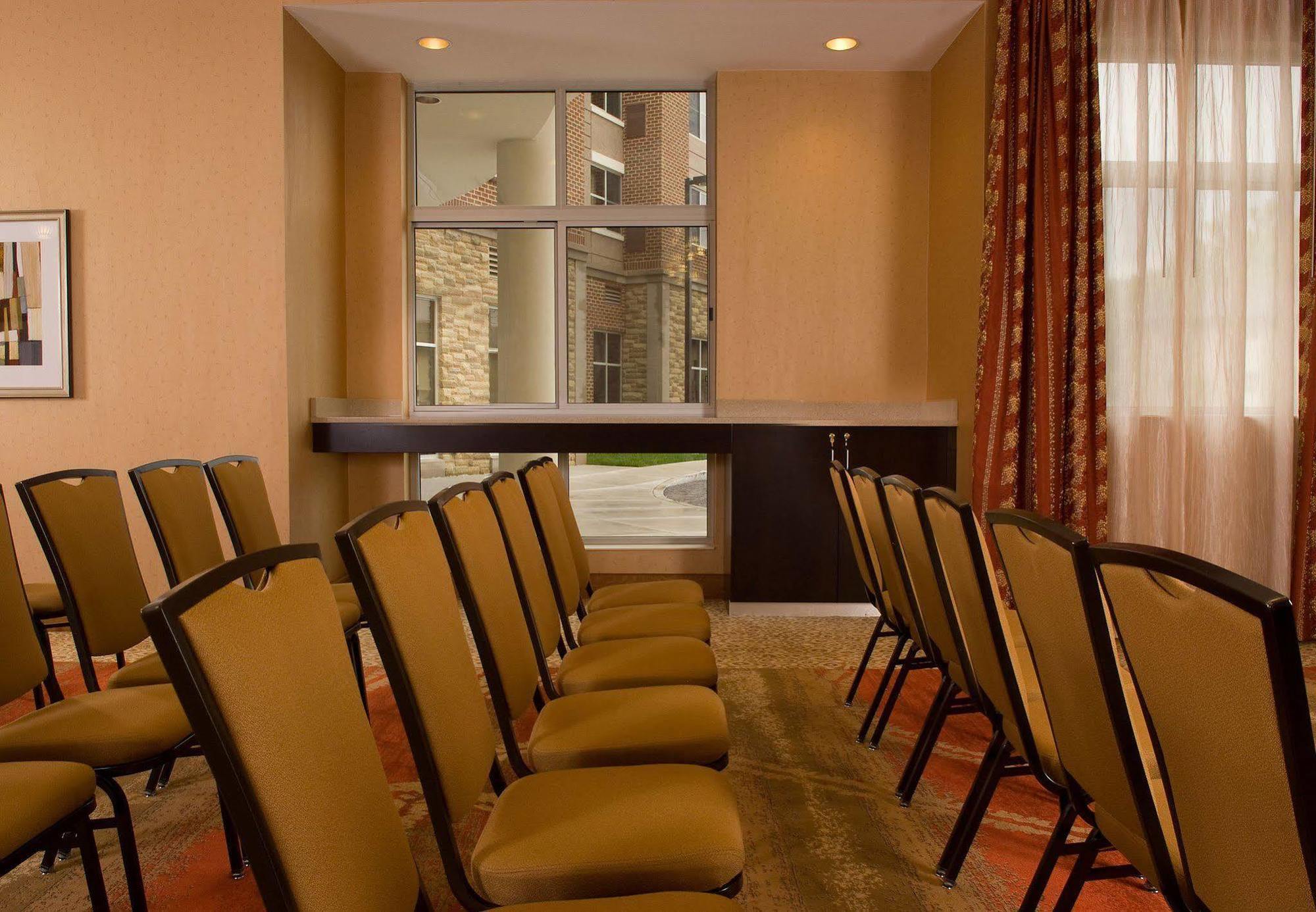 Residence Inn By Marriott Fairfax City מראה חיצוני תמונה